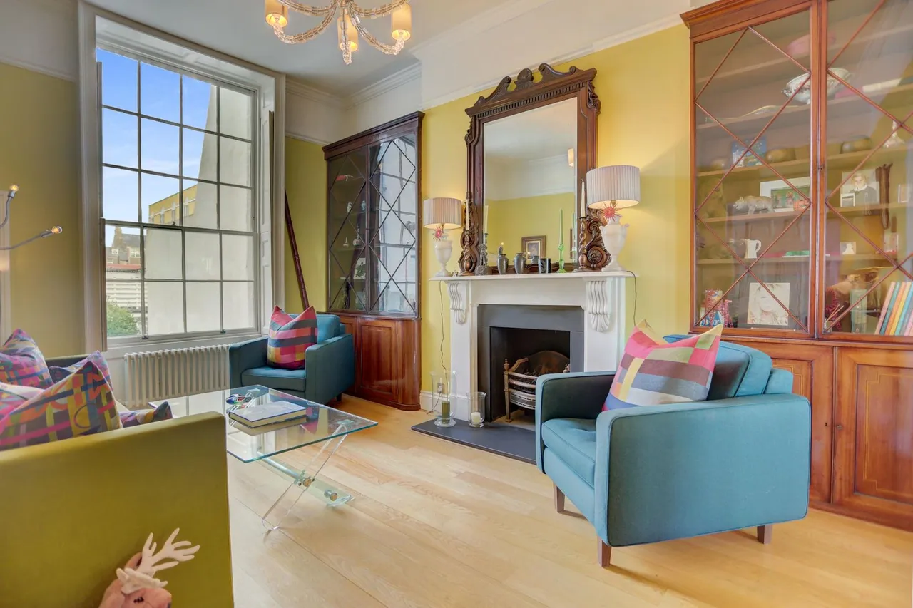 Royal Crescent, Brighton, BN2, photo 13