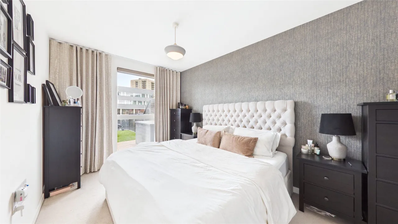 Lismore Boulevard, London, NW9 4DB, photo 8