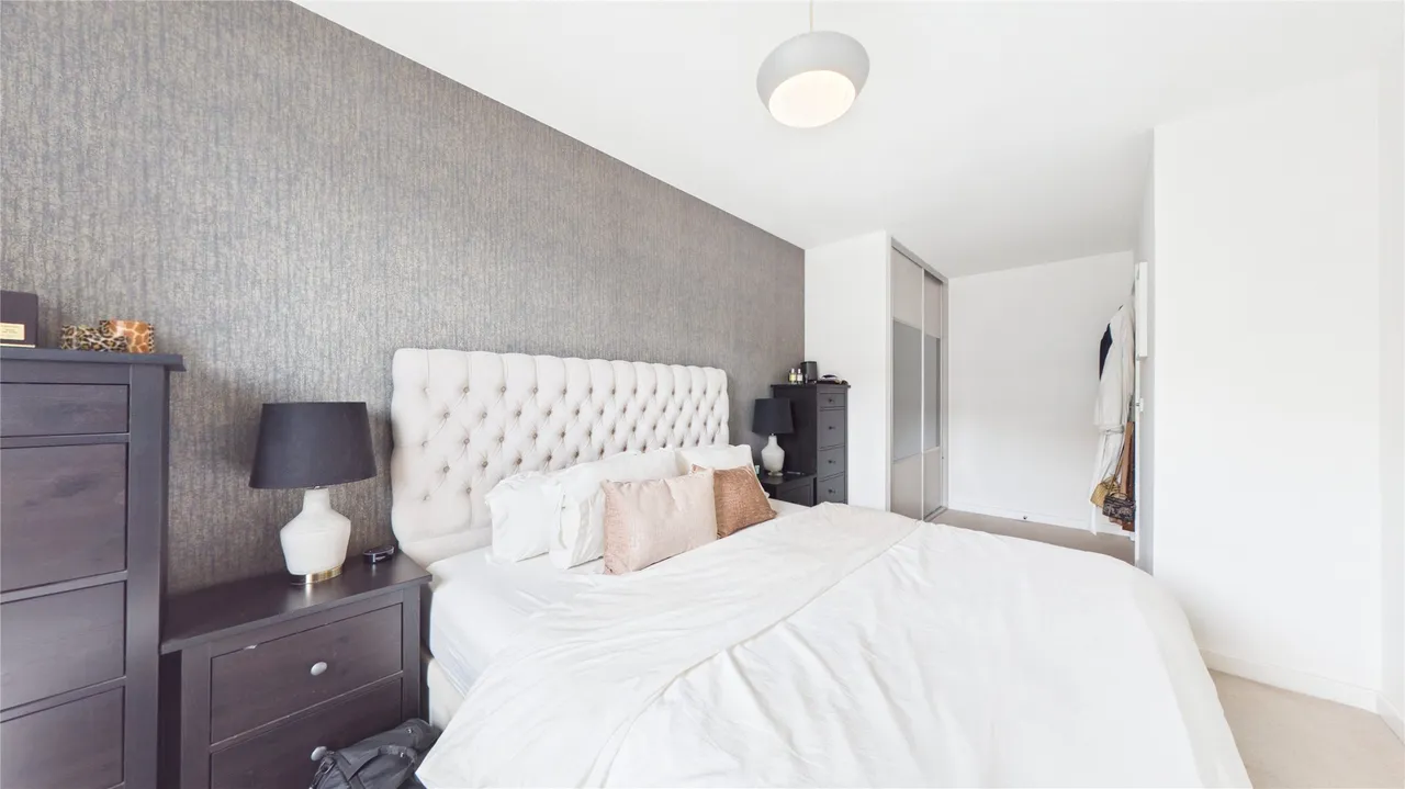 Lismore Boulevard, London, NW9 4DB, photo 6