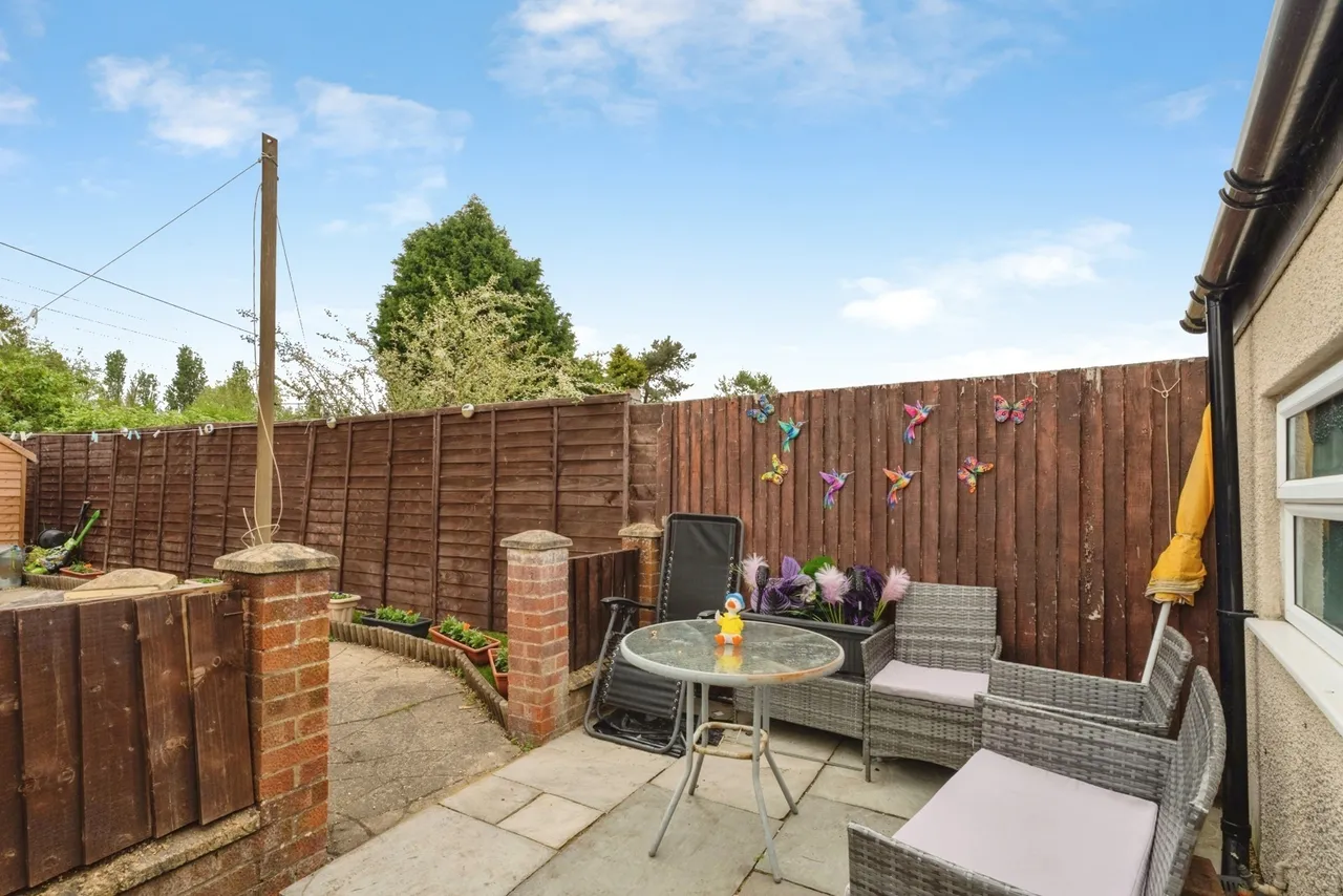 Cardinalls Road, STOWMARKET, Suffolk, IP14, photo 9