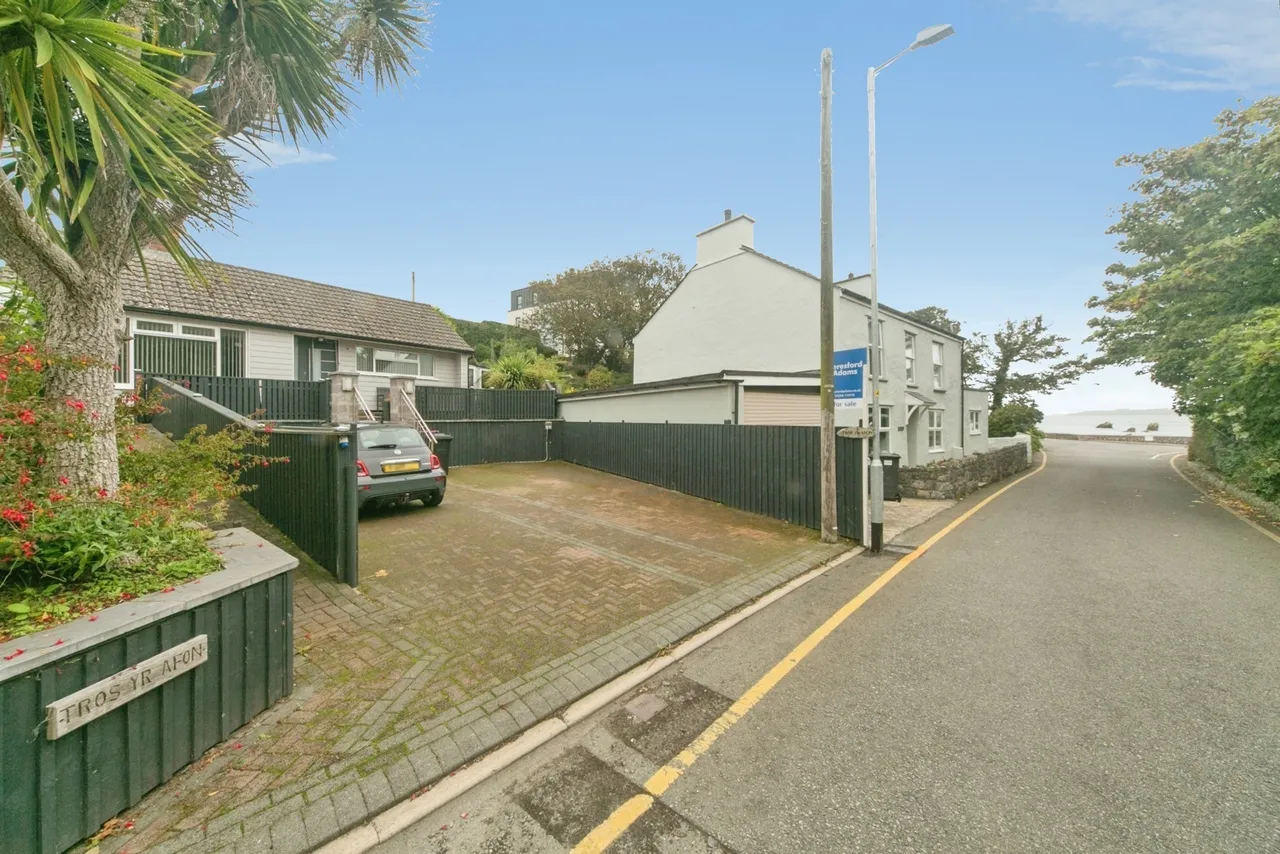 Bull Bay, Amlwch, LL68, photo 24