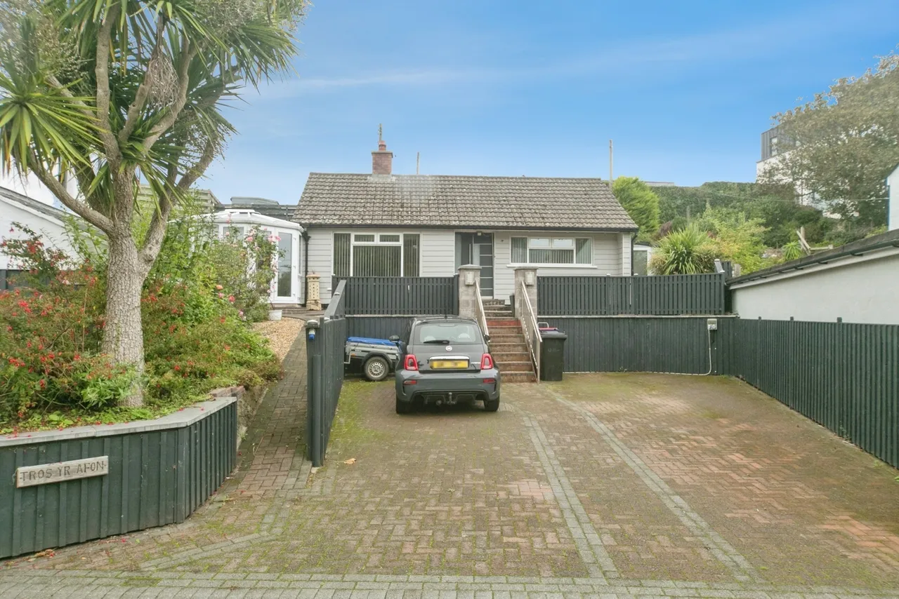 Bull Bay, Amlwch, LL68, photo 13