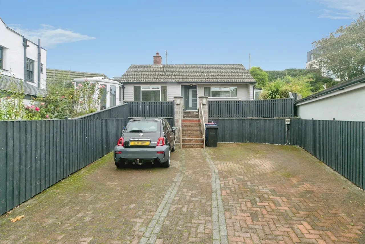 2 bed house for sale, Bull Bay, Amlwch, LL68