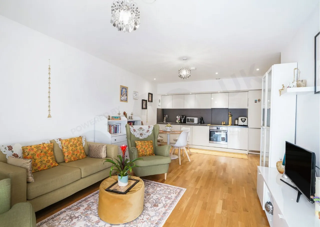 Park Royal, North West London, NW10 7FR, photo 7