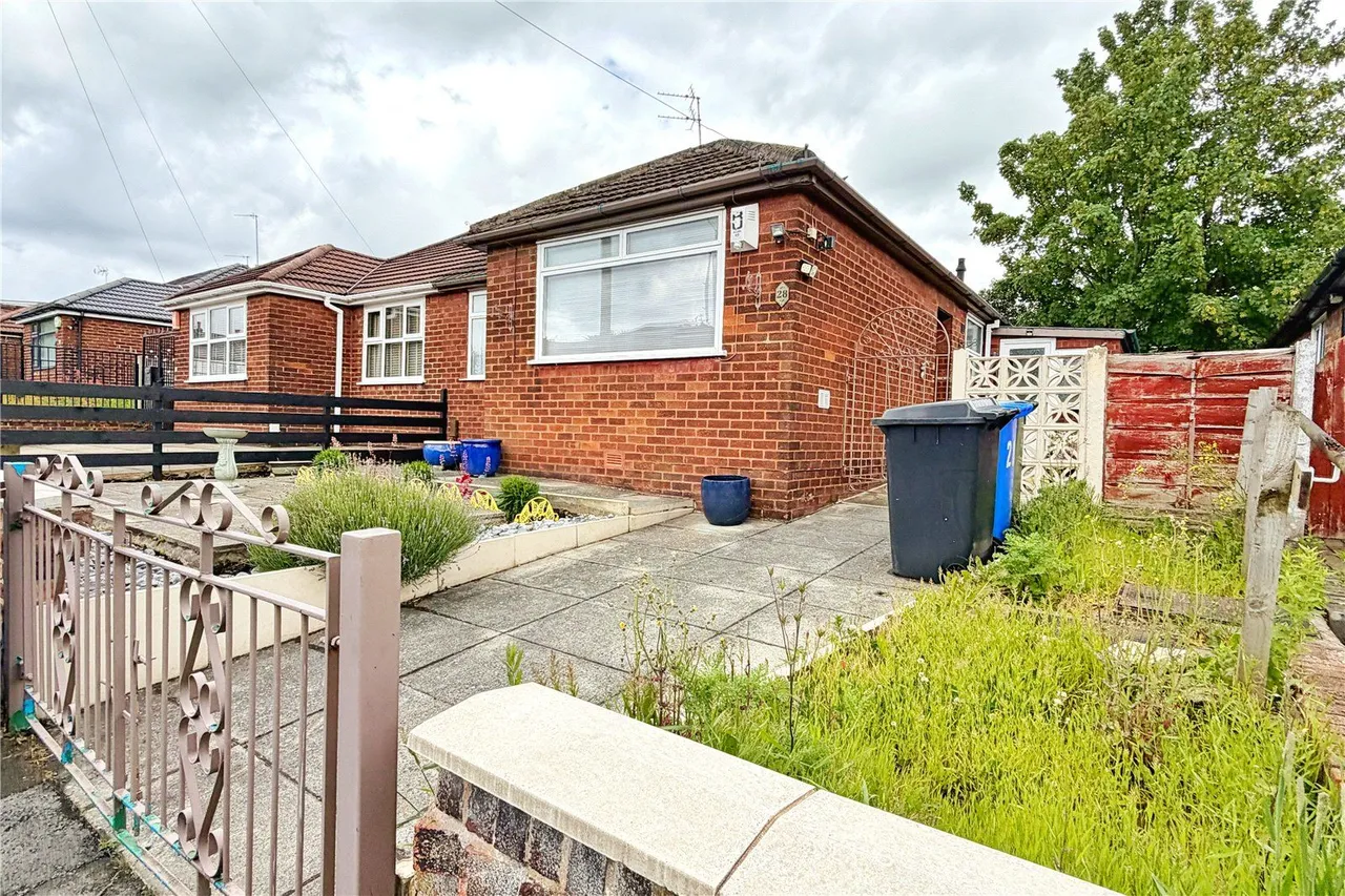 Kelson Avenue, Ashton-under-Lyne, OL7, photo 2
