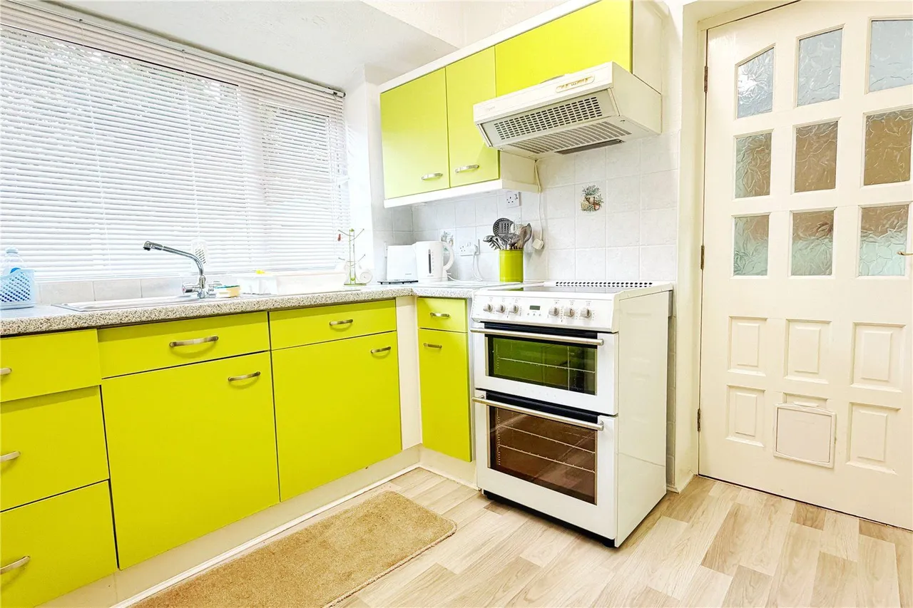 Kelson Avenue, Ashton-under-Lyne, OL7, photo 11