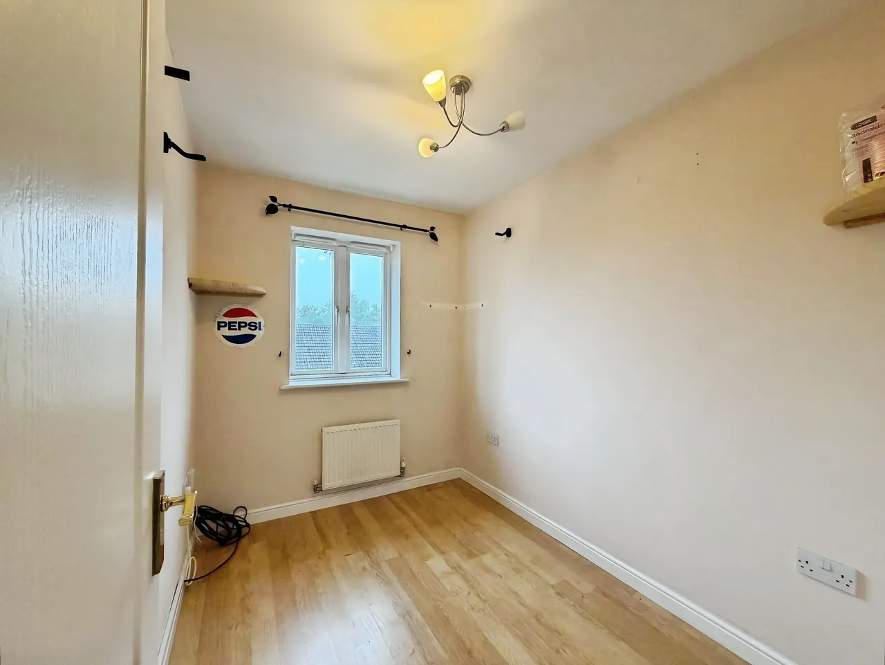 Y Cilffordd CAERPHILLY, CF83, photo 11