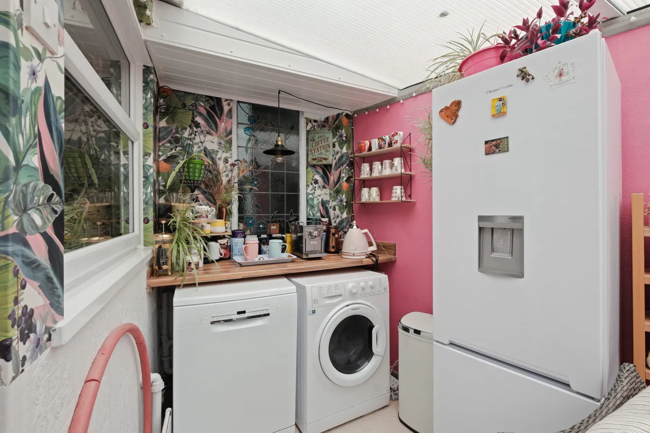 Birmingham Road, Lickey End, B61, photo 8