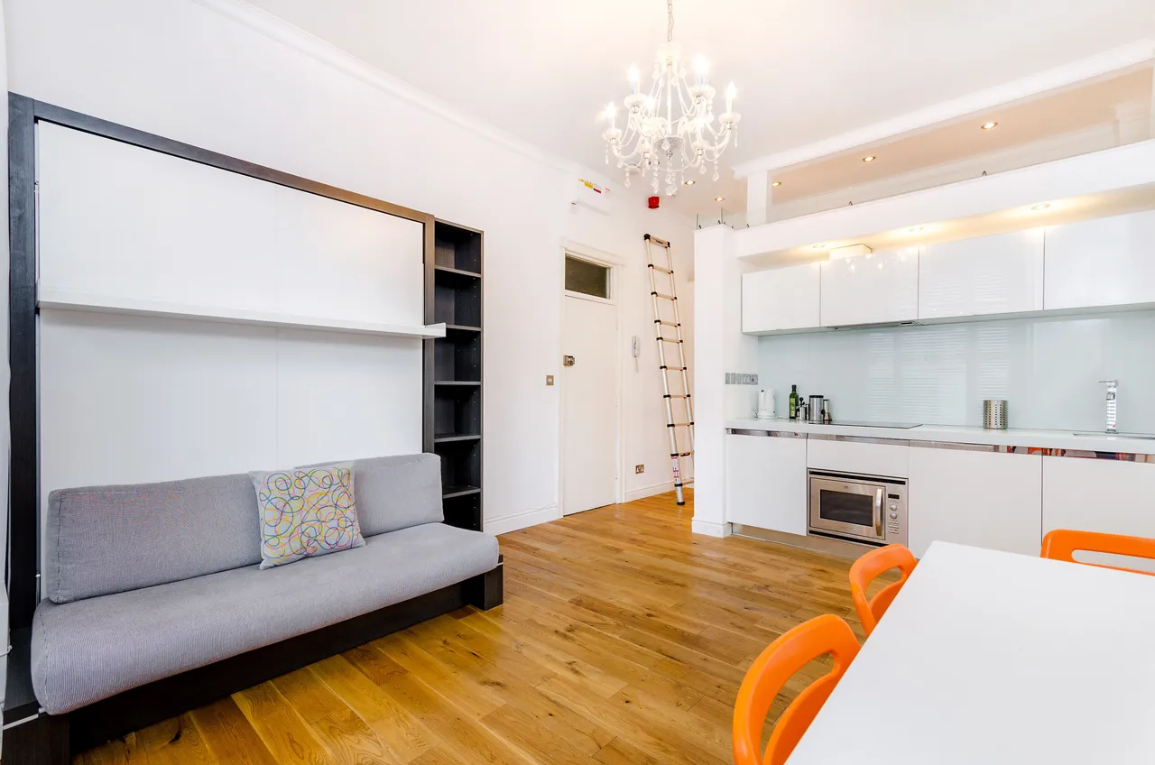 17b Newton Road, London, photo 6