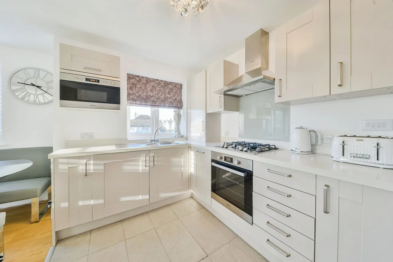 143 Icknield Way, Letchworth Garden City, photo 7