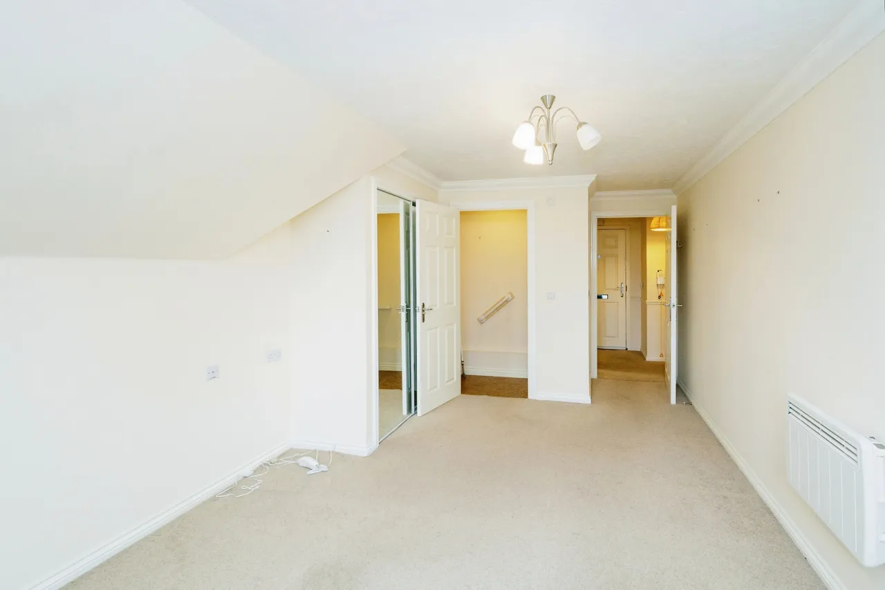 New Brighton Road, Emsworth, PO10, photo 8
