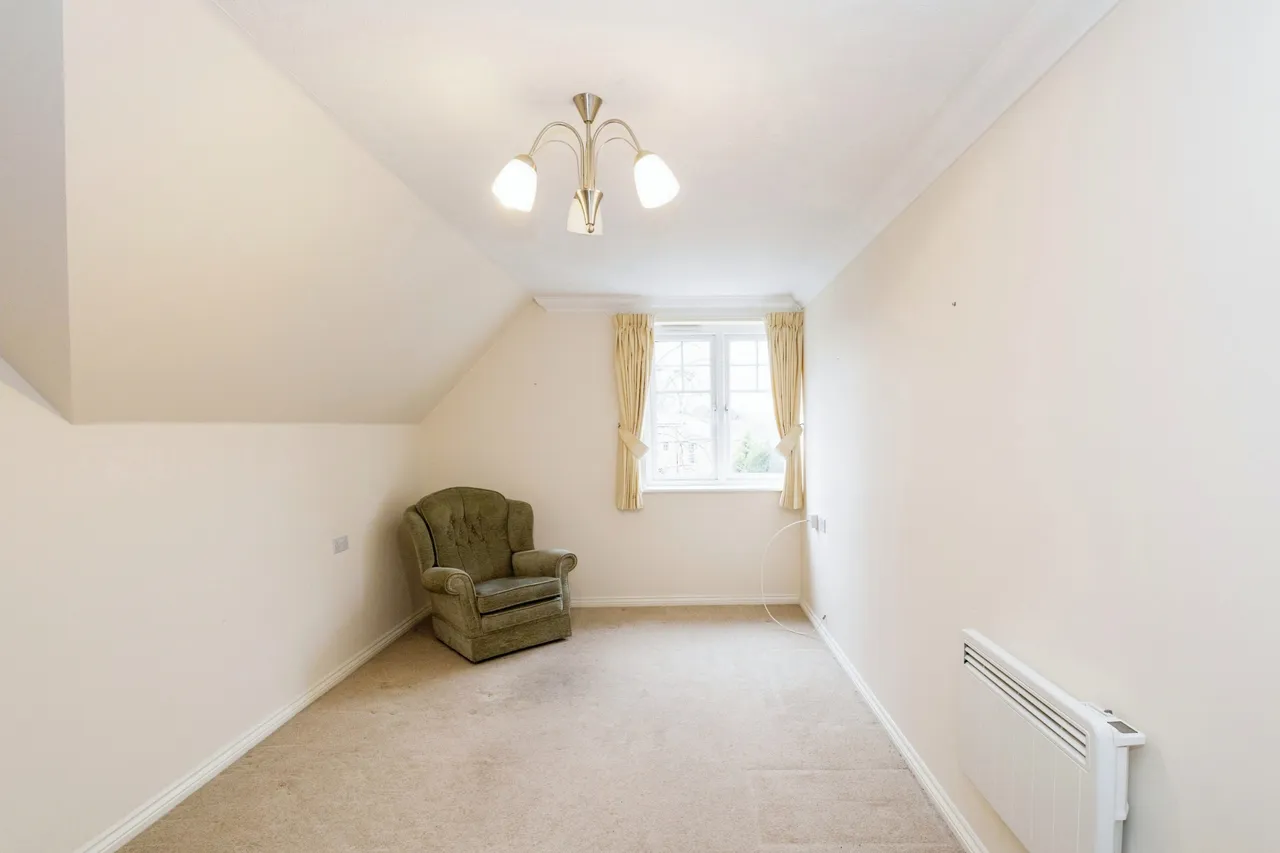 New Brighton Road, Emsworth, PO10, photo 9