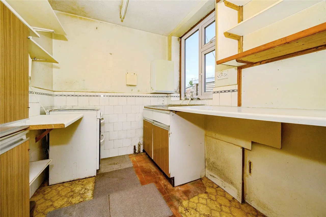 Liscombe Road, Dunstable, Bedfordshire, LU5, photo 6