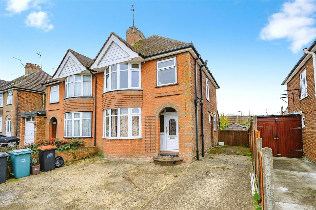 Liscombe Road, Dunstable, Bedfordshire, LU5, photo 13