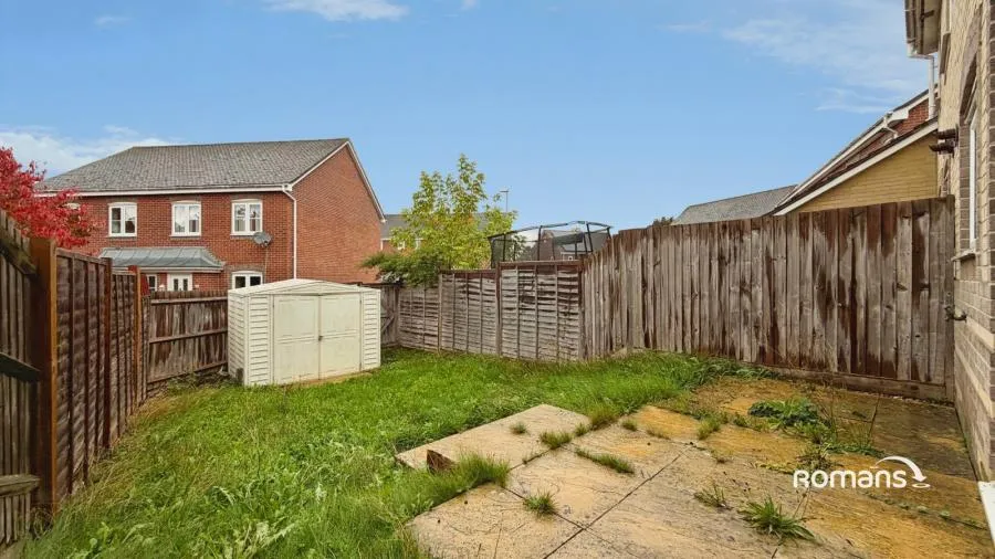 Wiltshire Crescent, Basingstoke, RG22, photo 7
