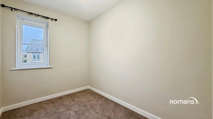 Wiltshire Crescent, Basingstoke, RG22, photo 11