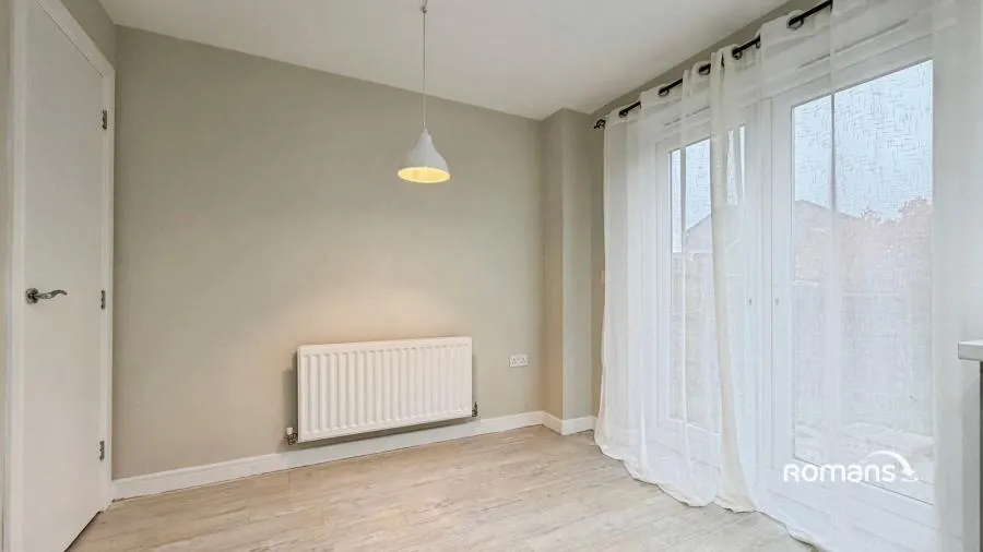 Wiltshire Crescent, Basingstoke, RG22, photo 6