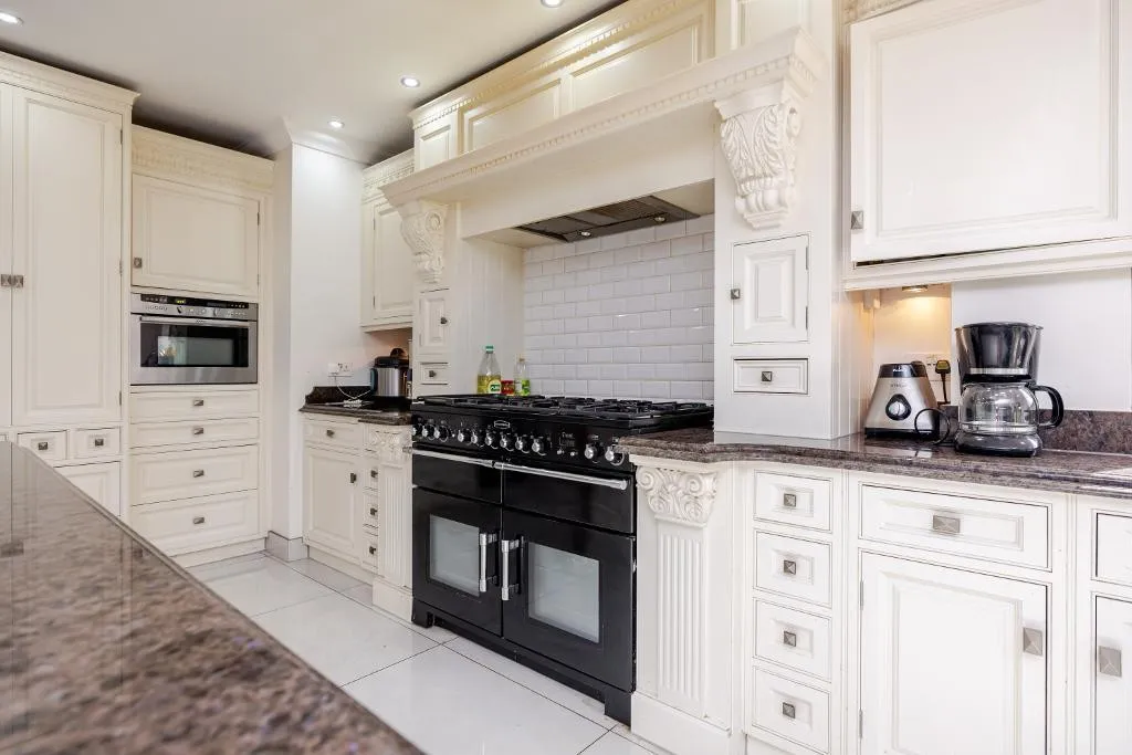 Briton Hill Road, Sanderstead, photo 7