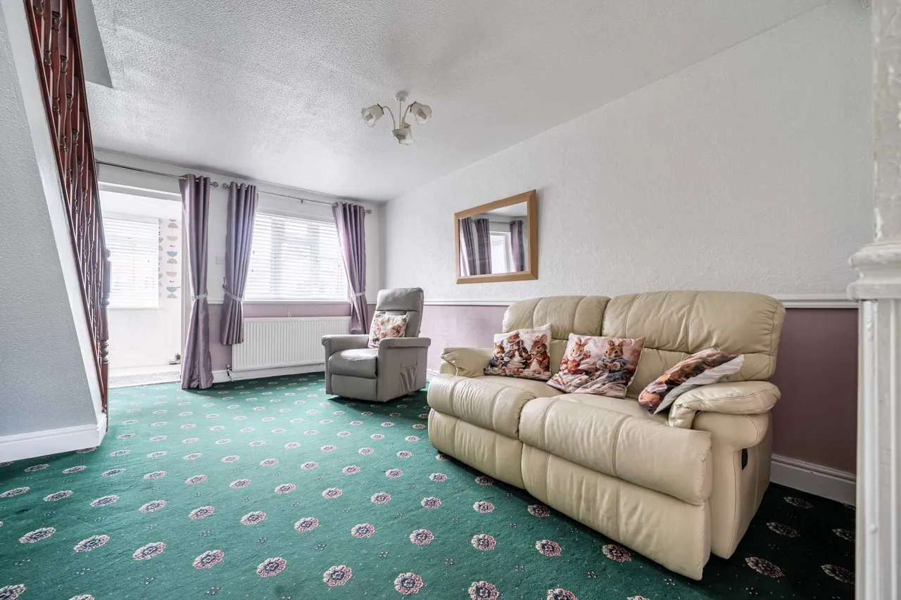 Westbrooke Close, Chatham, Kent, ME4 4XX, photo 6