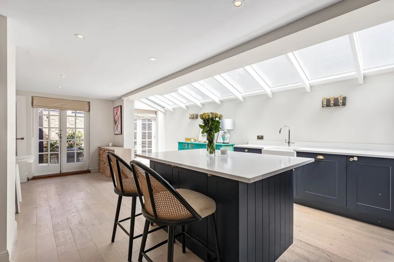 The Coach House, Winfrith Road, Earlsfield, London, SW18, photo 12