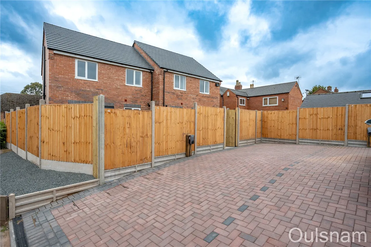 Barley Mow Lane, Catshill, Bromsgrove, Worcestershire, B61 0LU, photo 18