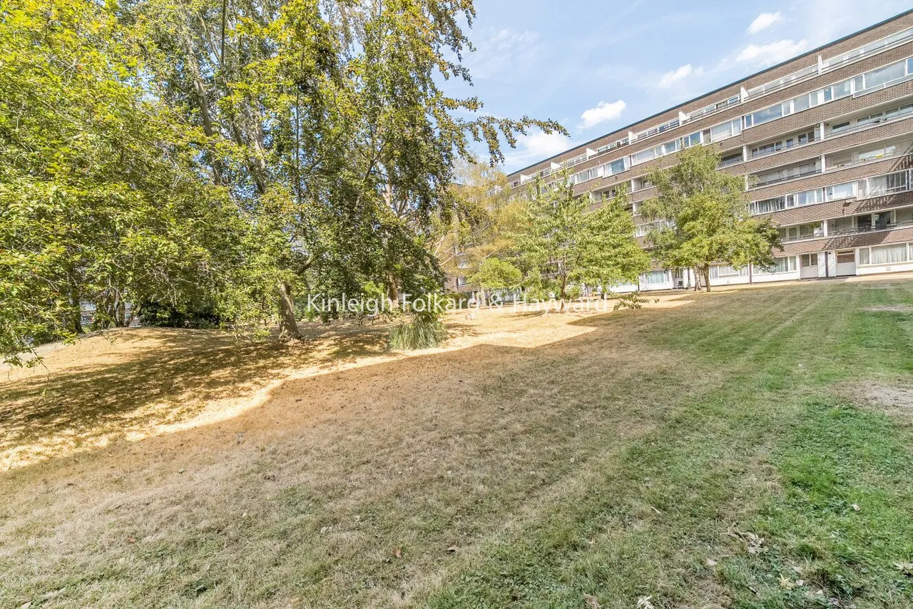 Fair Acres, Bromley, Kent, BR2, photo 12