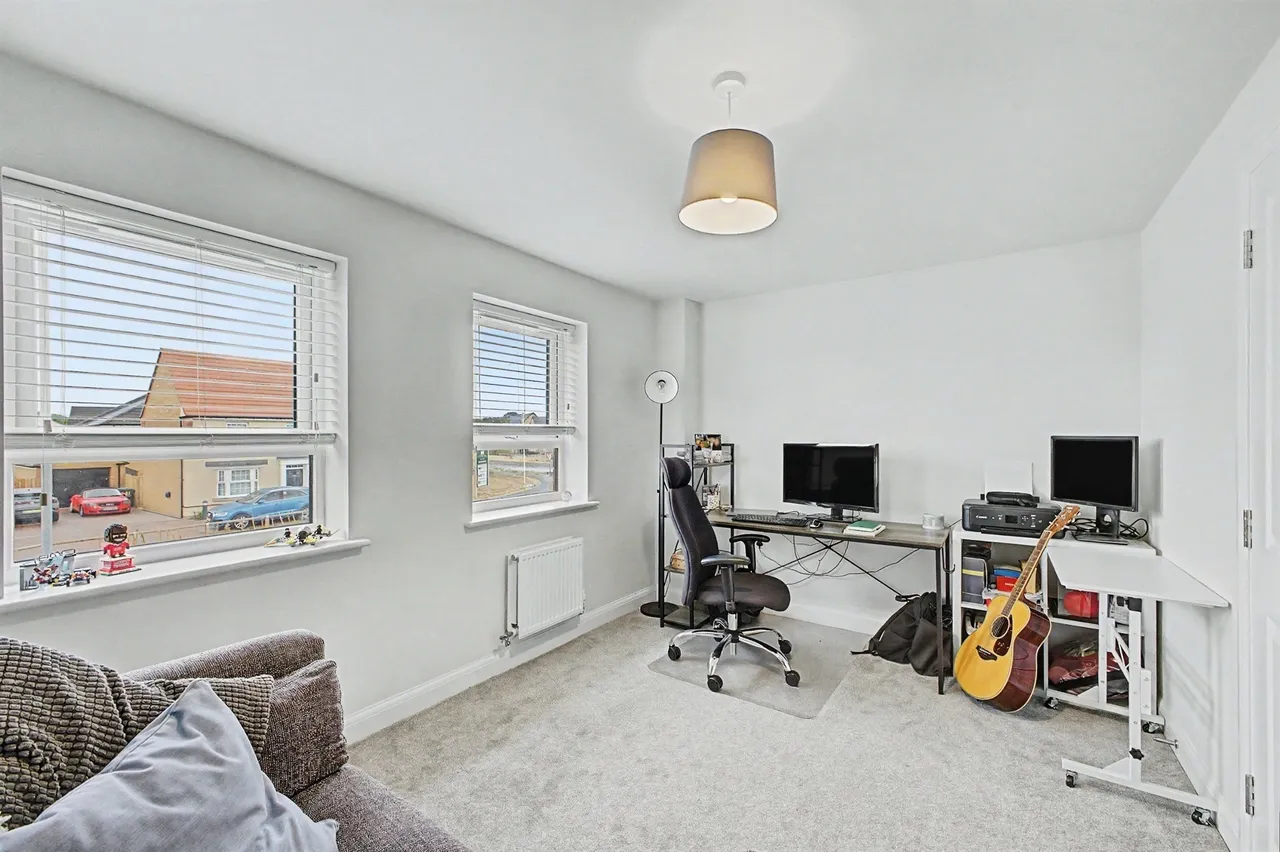 Stratford Drive, Overstone, Northampton, photo 7