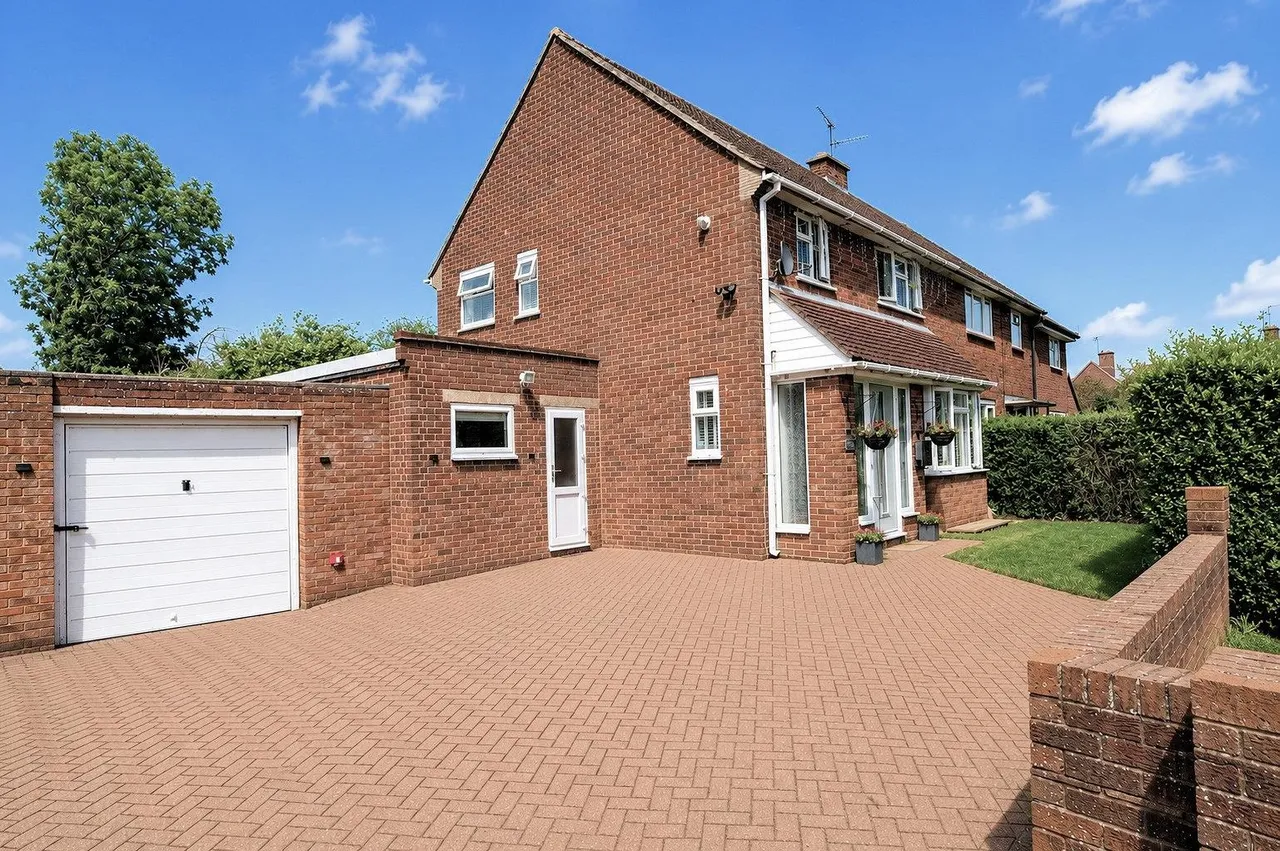 Bradford Way, Toddington, Bedfordshire LU5 6EE, photo 21