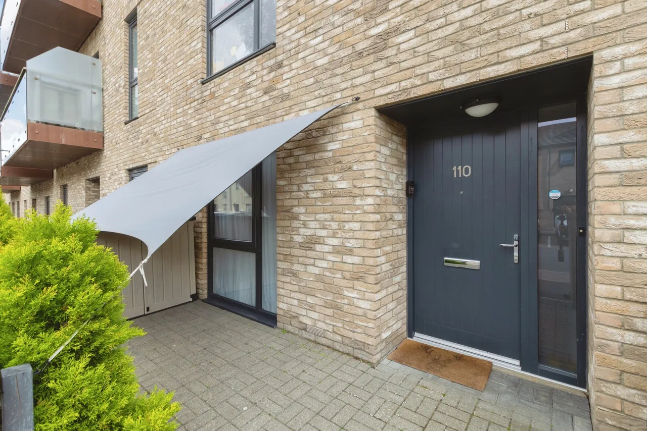 Ferndale Crescent, Carshalton, photo 5