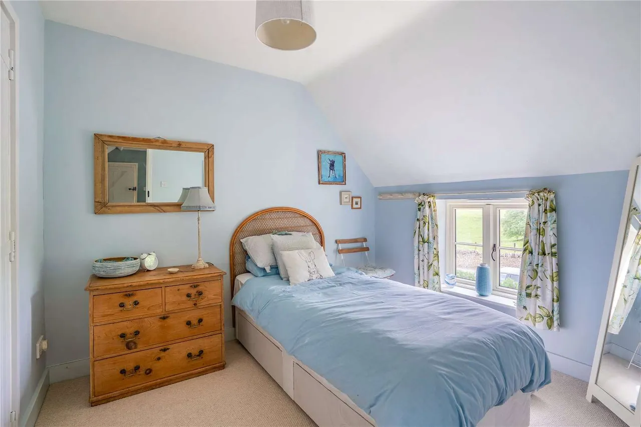 Church Road, Quenington, Cirencester, Gloucestershire, GL7 5BL, photo 11