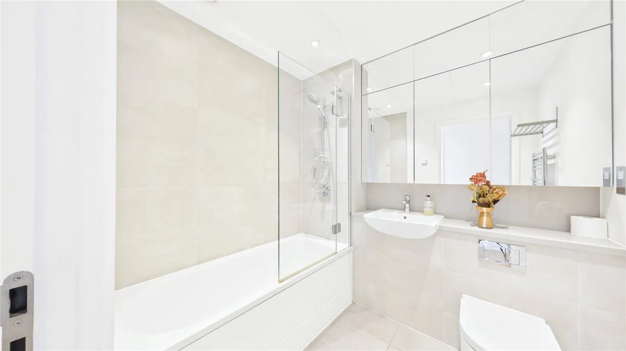 Somerset Place, 10 Brixton Hill, London, SW2, photo 9