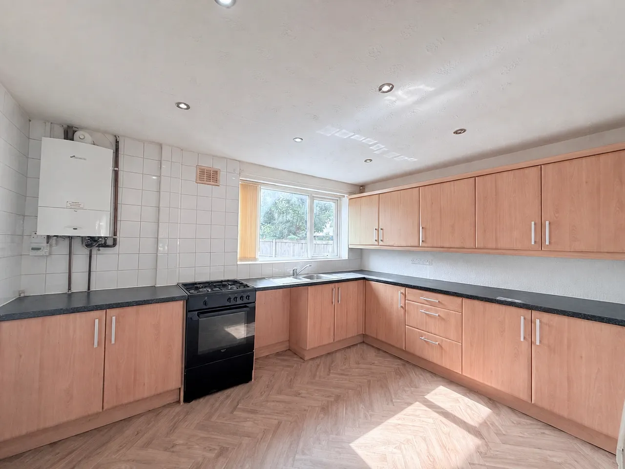 Listowel Crescent, Nottingham, NG11, photo 4
