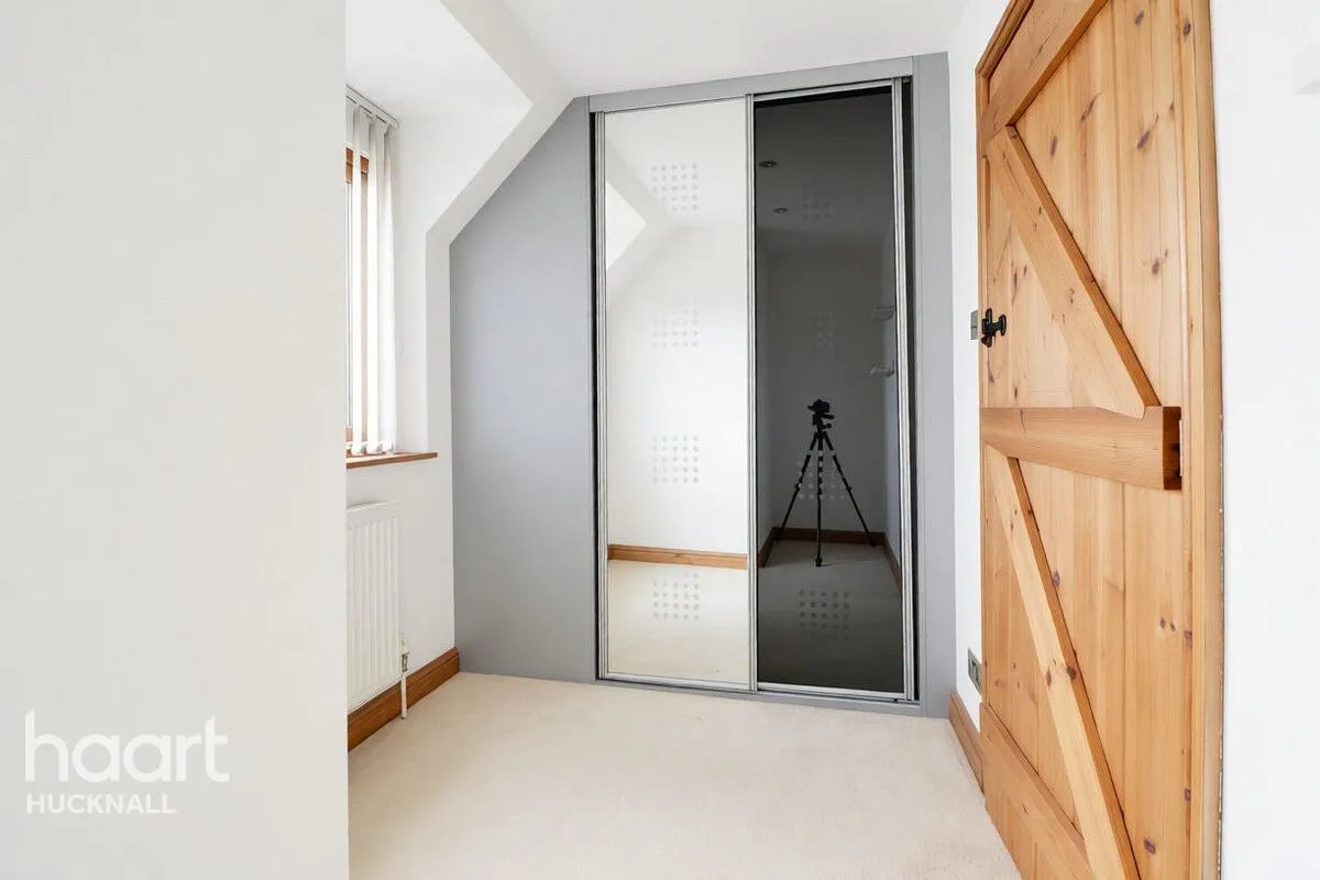 Watnall Road, Nottingham, NG15, photo 17