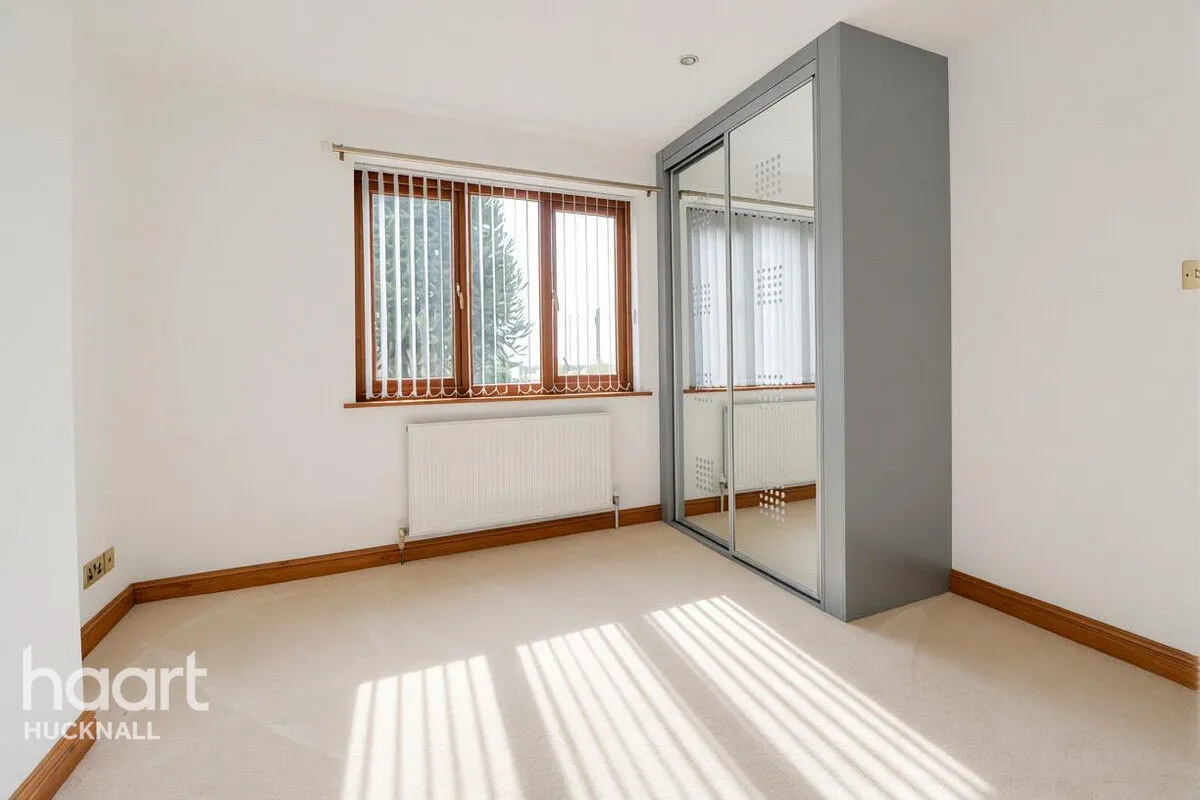 Watnall Road, Nottingham, NG15, photo 20