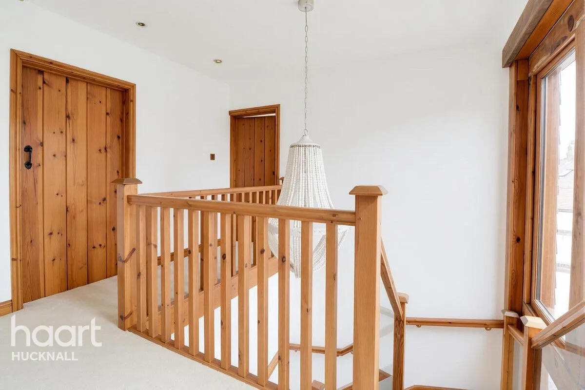 Watnall Road, Nottingham, NG15, photo 12