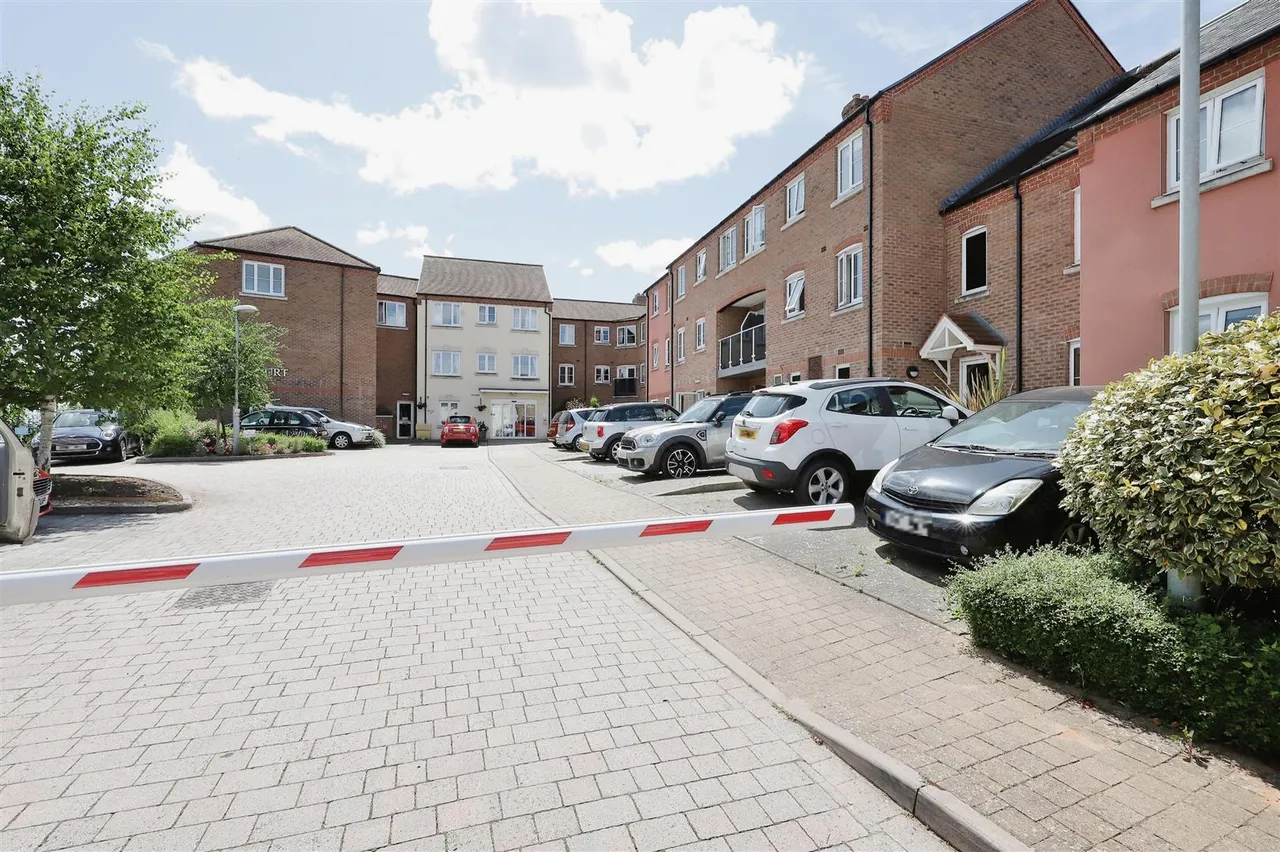 Salop Street, Bridgnorth, WV16, photo 24
