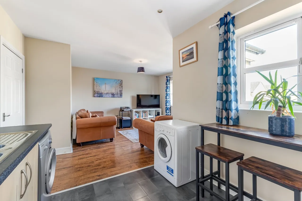 Fowlers Court, Otley, LS21, photo 6