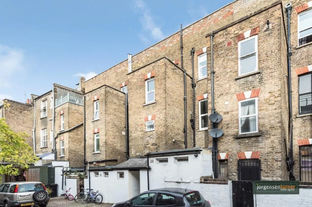 Uxbridge Road, Shepherds Bush, W12, photo 12
