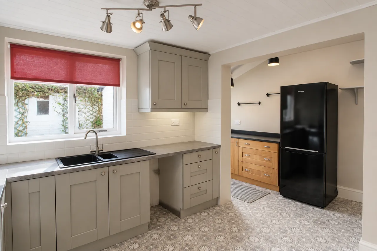 Cedars Road, Exeter, photo 4