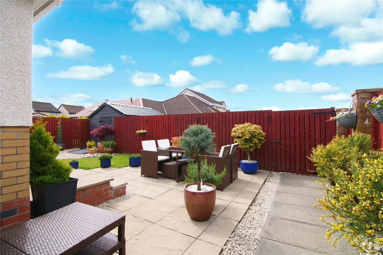 Redwood Crescent, Cambuslang, Glasgow, South Lanarkshire, G72, photo 19