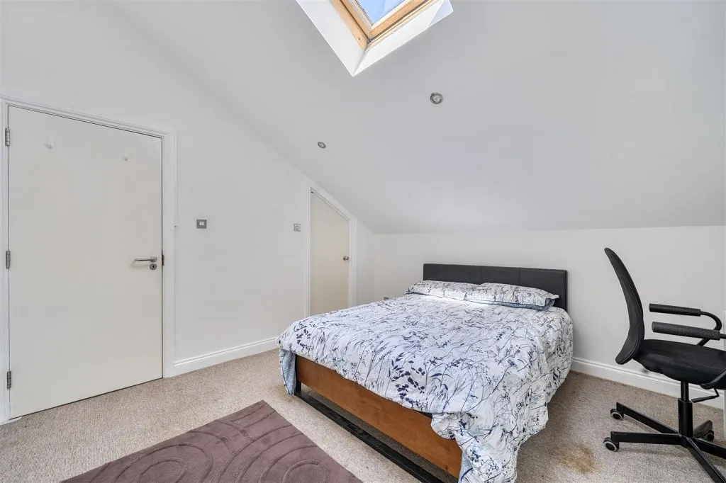 Plough Way, London, photo 16