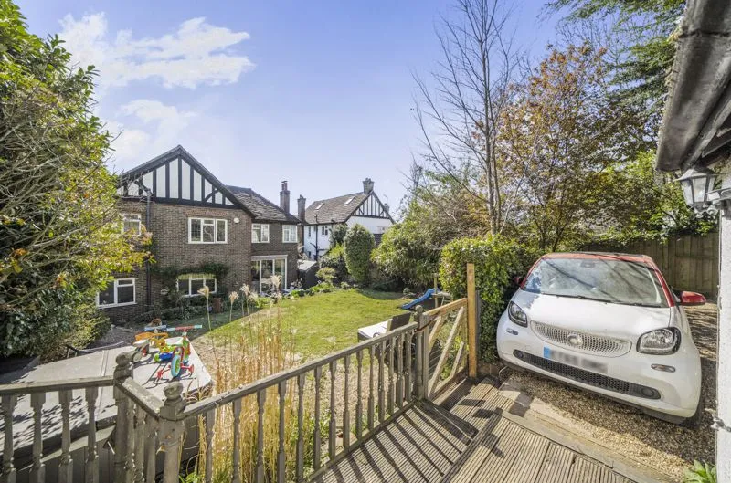 Brighton Road, Purley CR8 4HB, photo 15