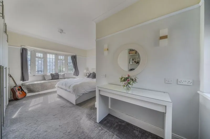 Brighton Road, Purley CR8 4HB, photo 9