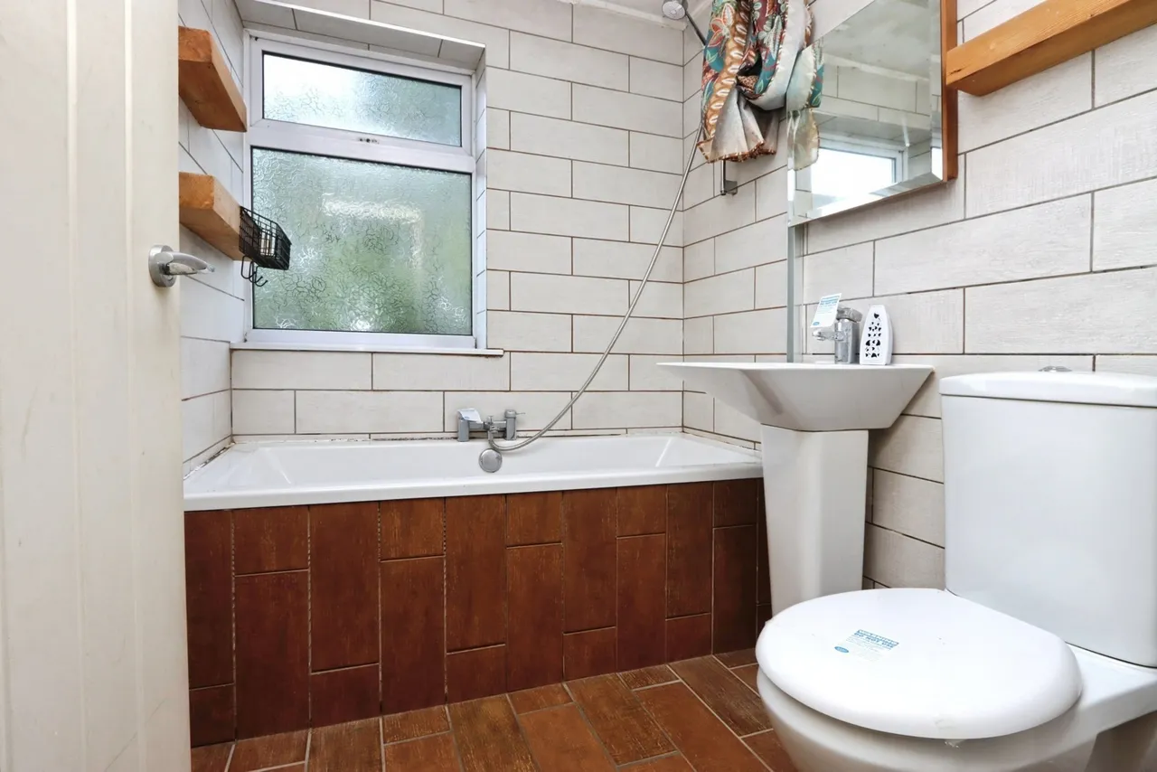 Mount View Road, Sheffield, S8, photo 14