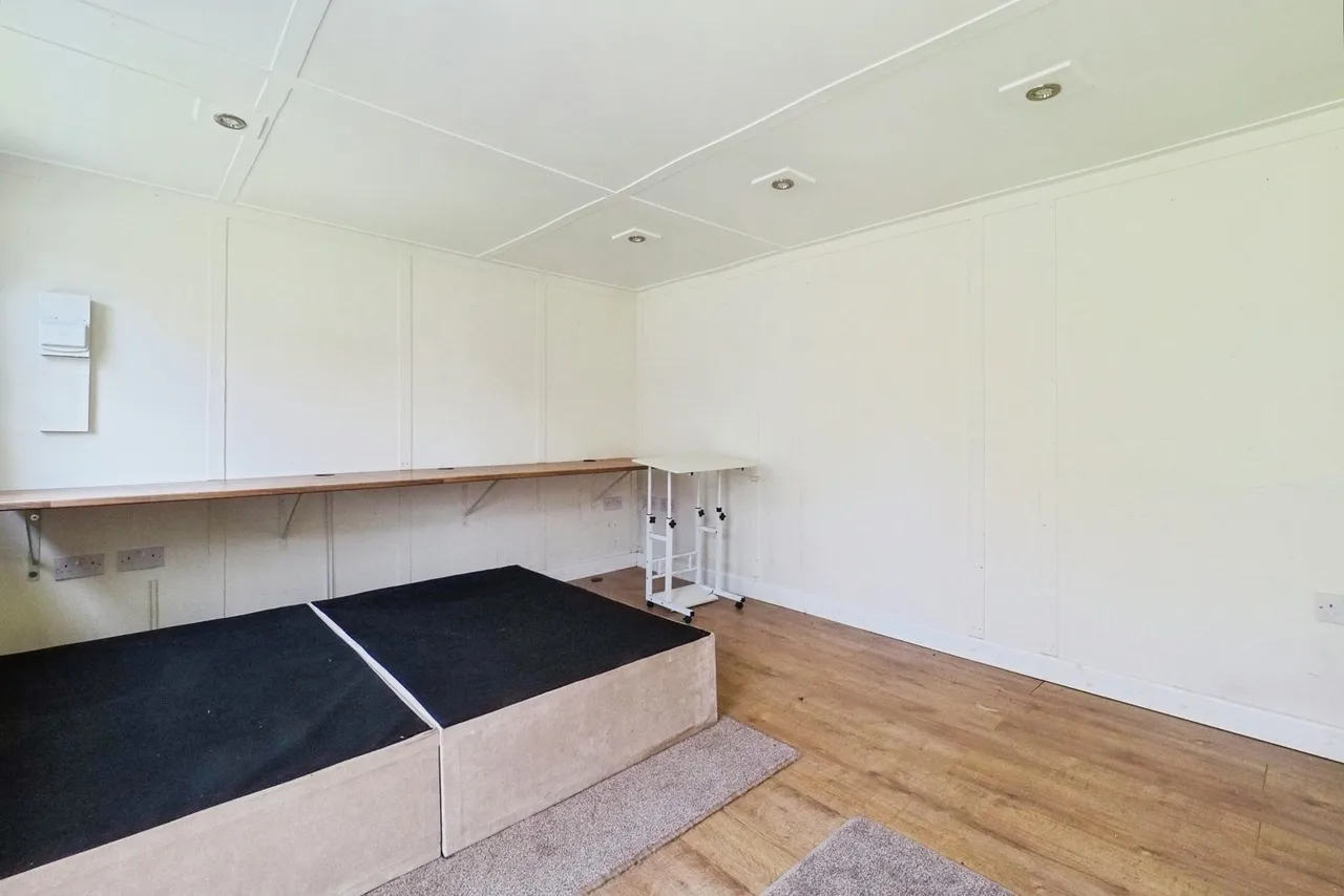 Longmoor Lane, Sandiacre, Nottingham, Derbyshire, NG10, photo 16