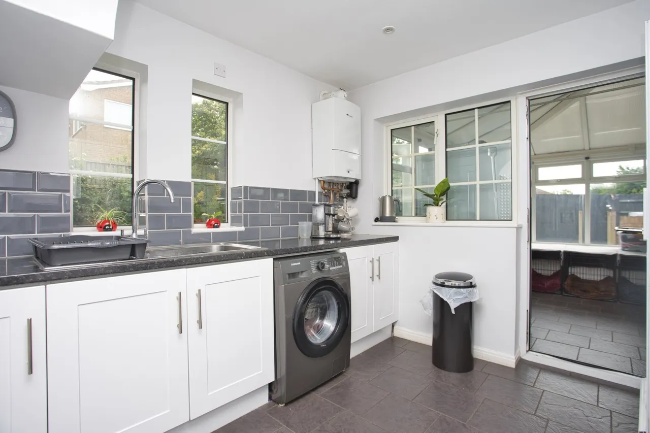 Burton Close, Folkestone, CT19, photo 3