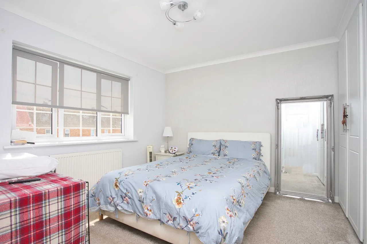 Burton Close, Folkestone, CT19, photo 6