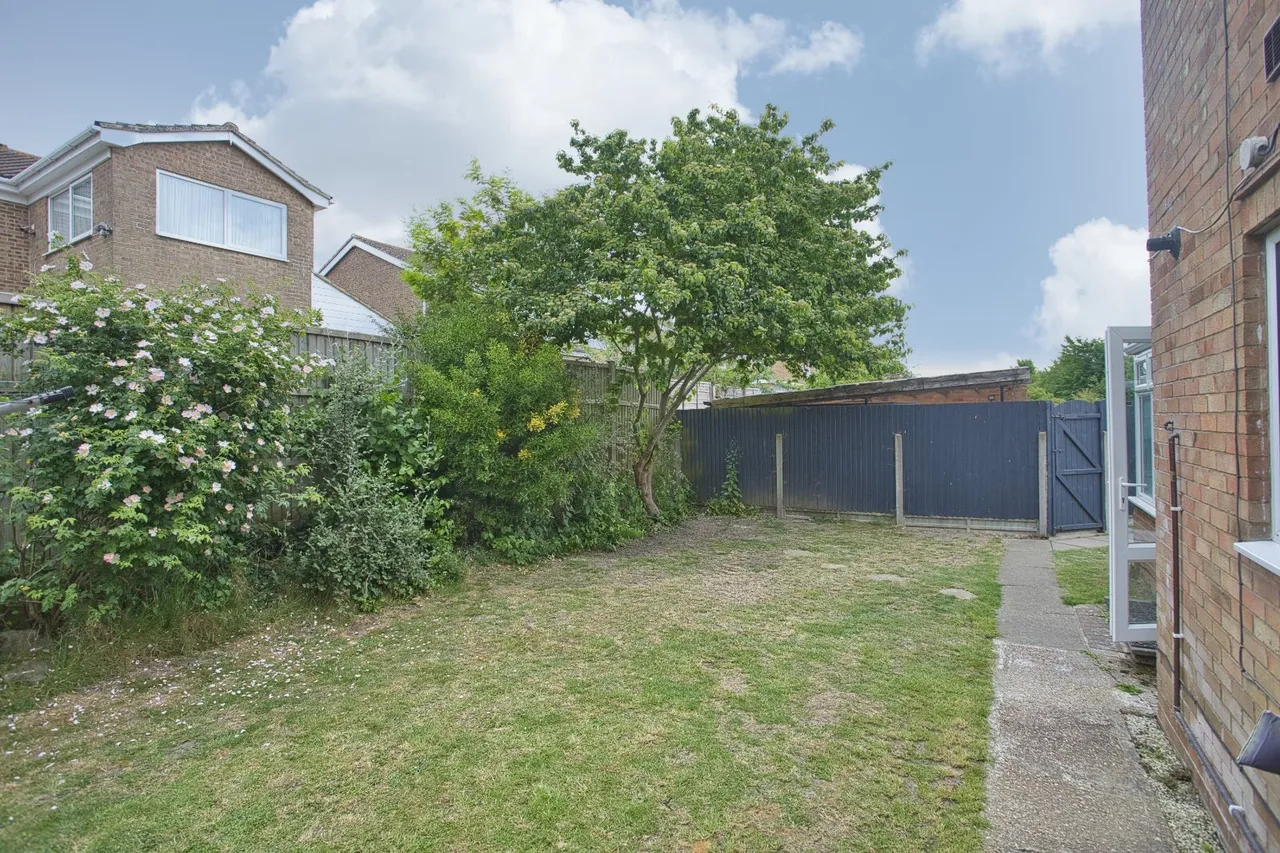 Burton Close, Folkestone, CT19, photo 11
