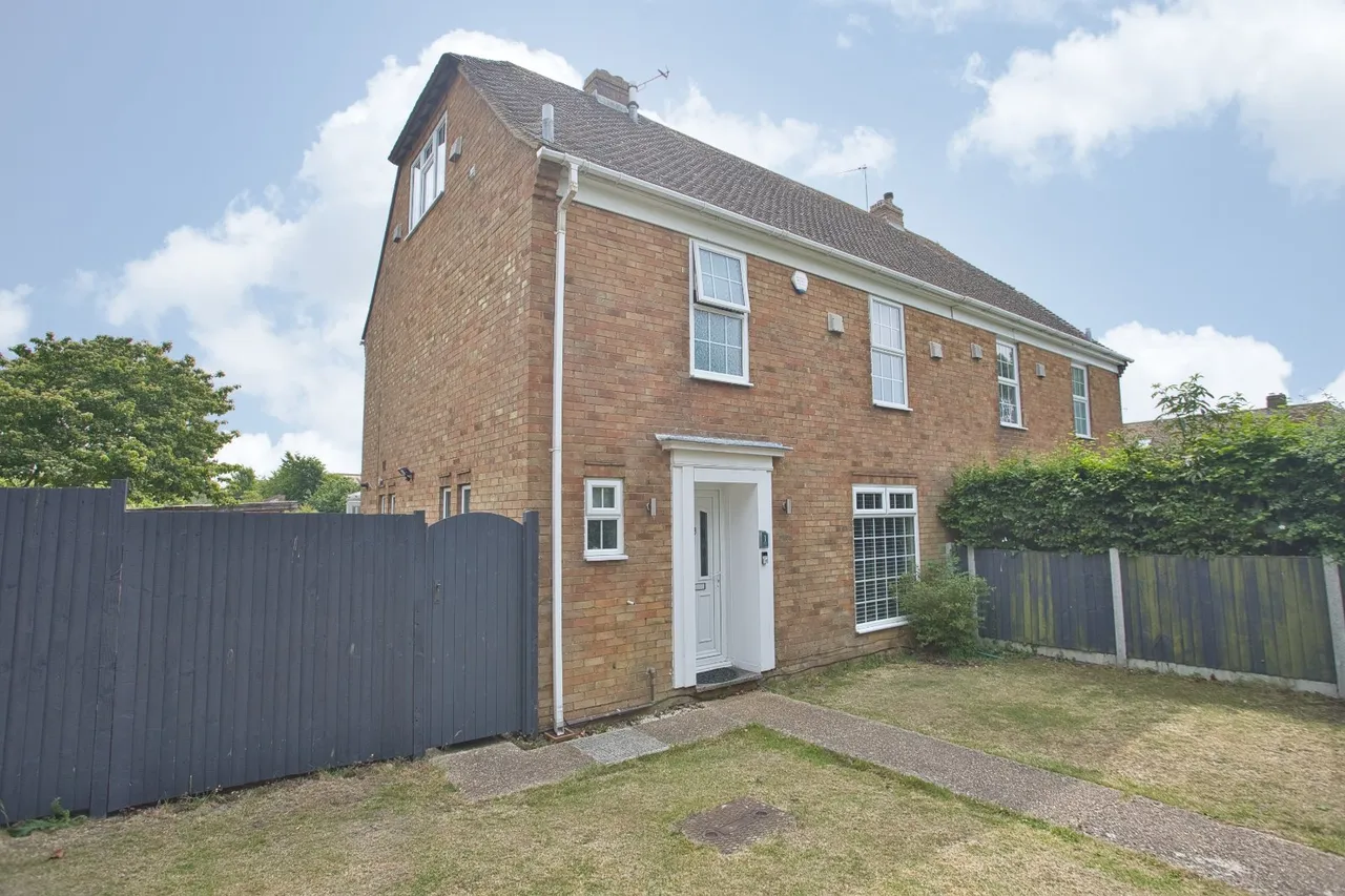 4 bed house for sale, Burton Close, Folkestone, CT19
