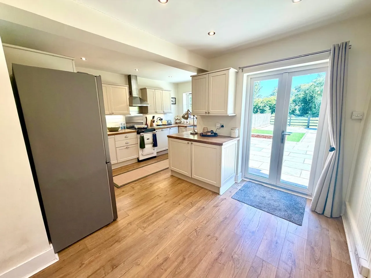Braeside Hardwick Lane, Lyne LyneSurrey Chertsey, KT16, photo 6
